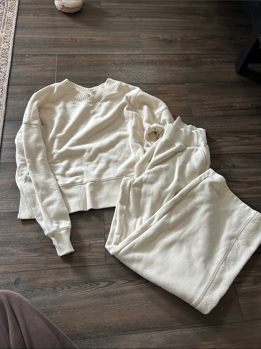 Aerie Cozy Cream Sweatshirt & Jogger Set